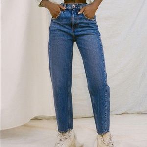 BDG High-Waisted Carrot Jean
